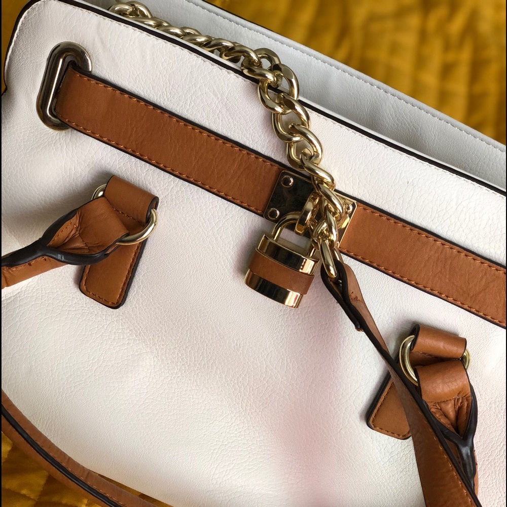 Charming Charlie Purse